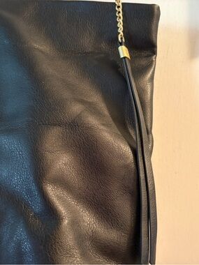 Donna Karan Black Leather Shoulder Bag with Silver Zipper